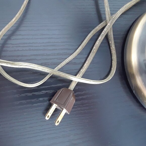 Vintage Brass Banker's Desk Lamp - Picture 12 of 12